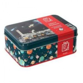 Gift in a tin space station