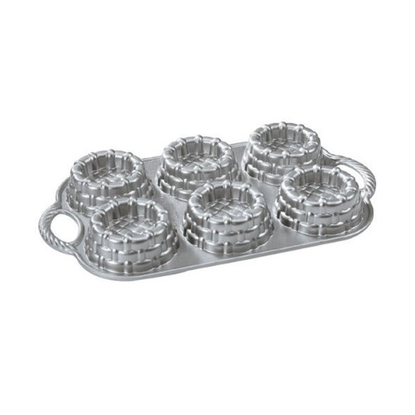 Nordic ware Heritage Bundtlette® pan