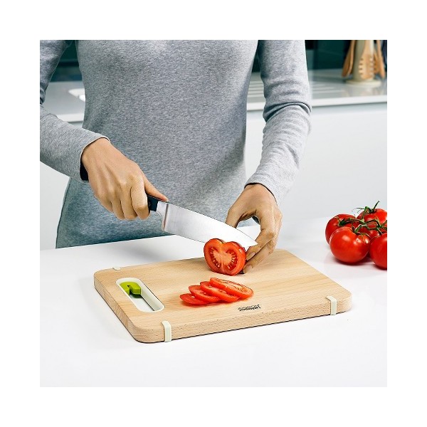 Tabla madera con afilador